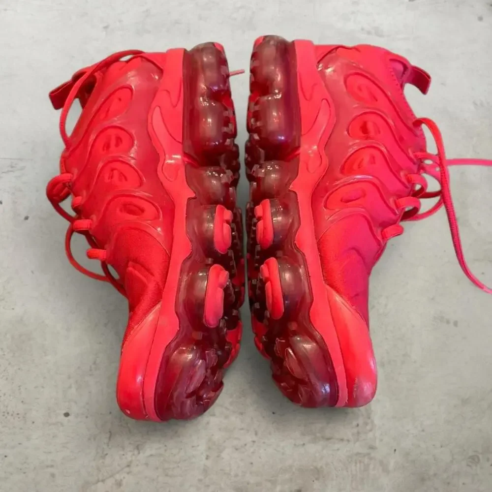 Nike Air VaporMax Plus Triple Red Shoes Mens 8 CW6973-600